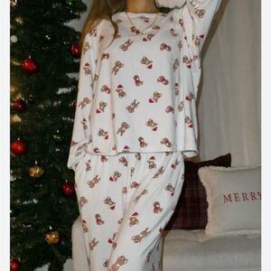Hollister Christmas pajama set